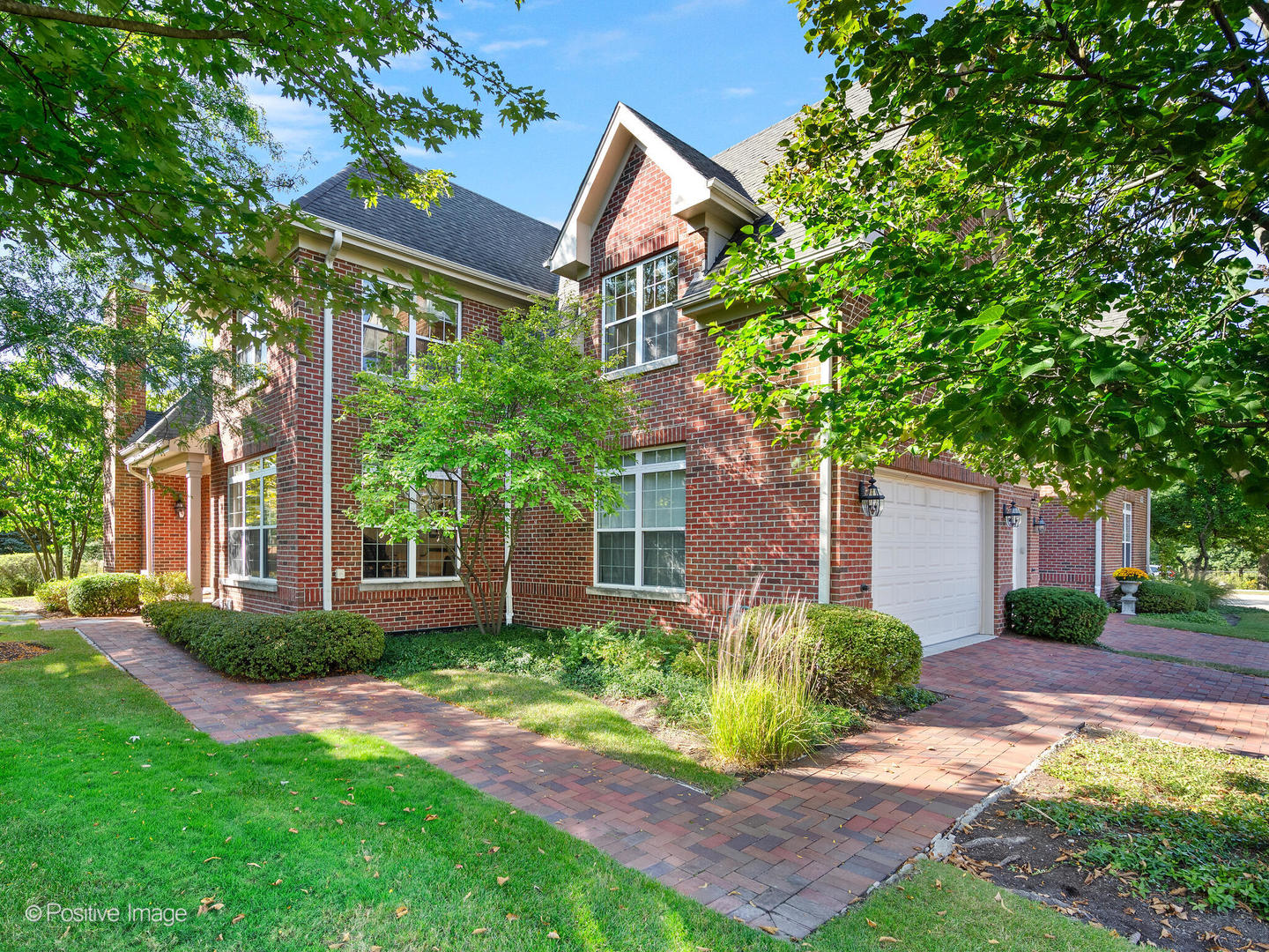 904 Hickory Drive, Western Springs, IL 60558