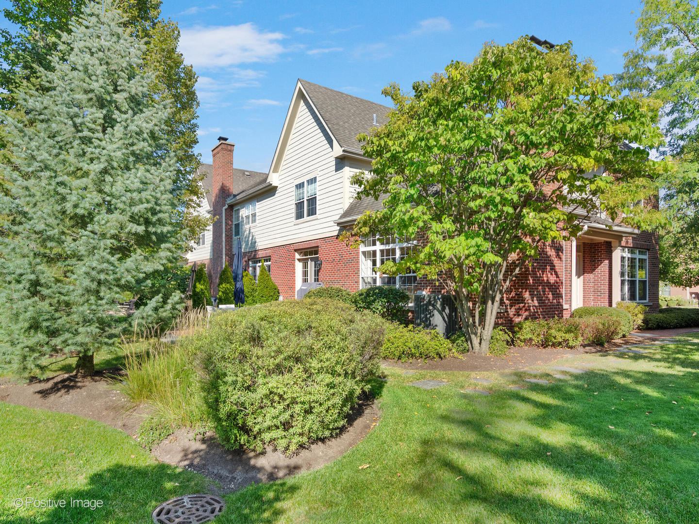 904 Hickory Drive, Western Springs, IL 60558