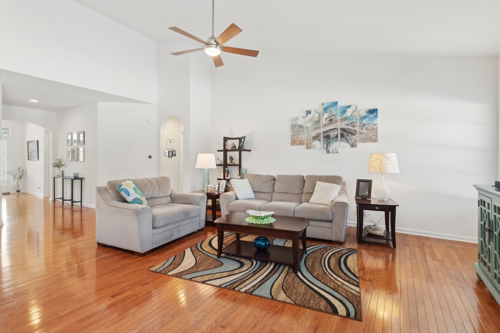 1616 Colchester Lane, Aurora, IL 60502