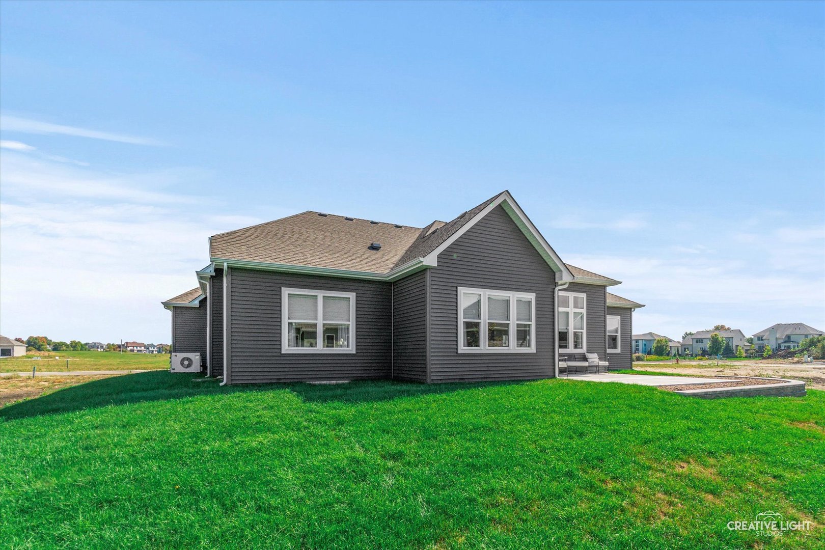 668 Cumberland Lane, Oswego, IL 60543