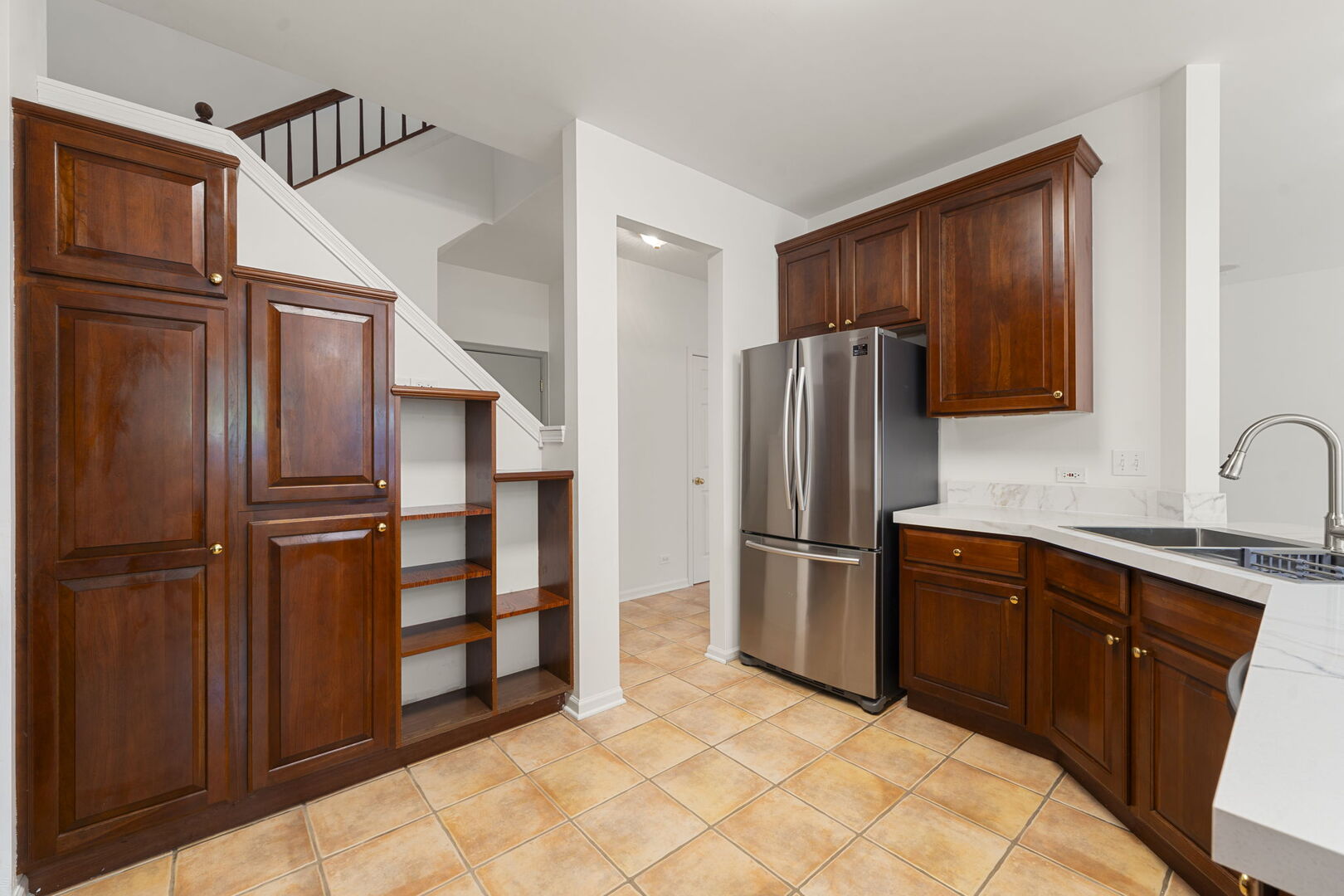 11 Bitter Spring Court, Algonquin, IL 60102