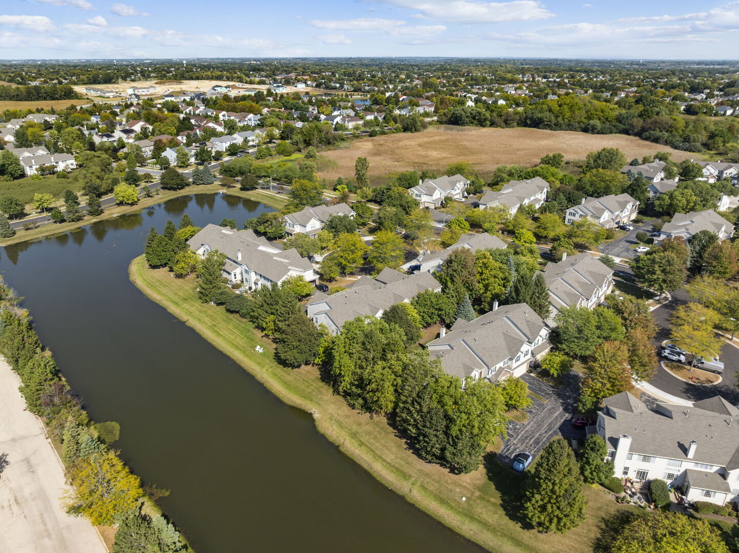 11 Bitter Spring Court, Algonquin, IL 60102