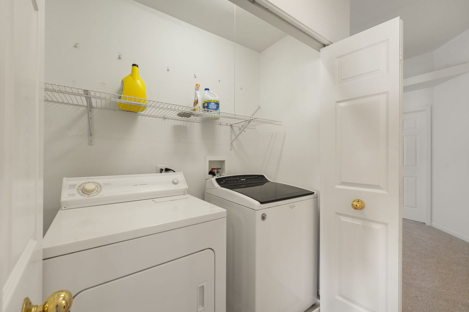 11 Bitter Spring Court, Algonquin, IL 60102