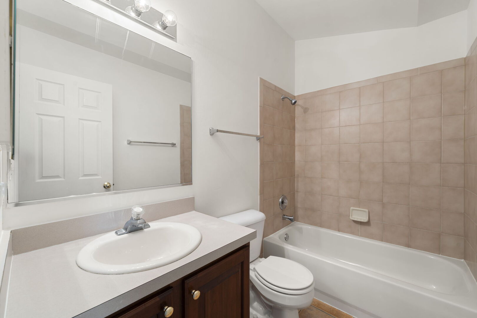 11 Bitter Spring Court, Algonquin, IL 60102