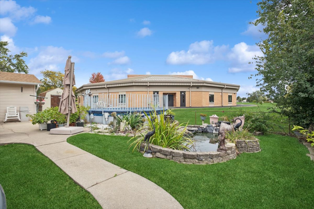 1237 Dover Lane, Elk Grove Village, IL 60007