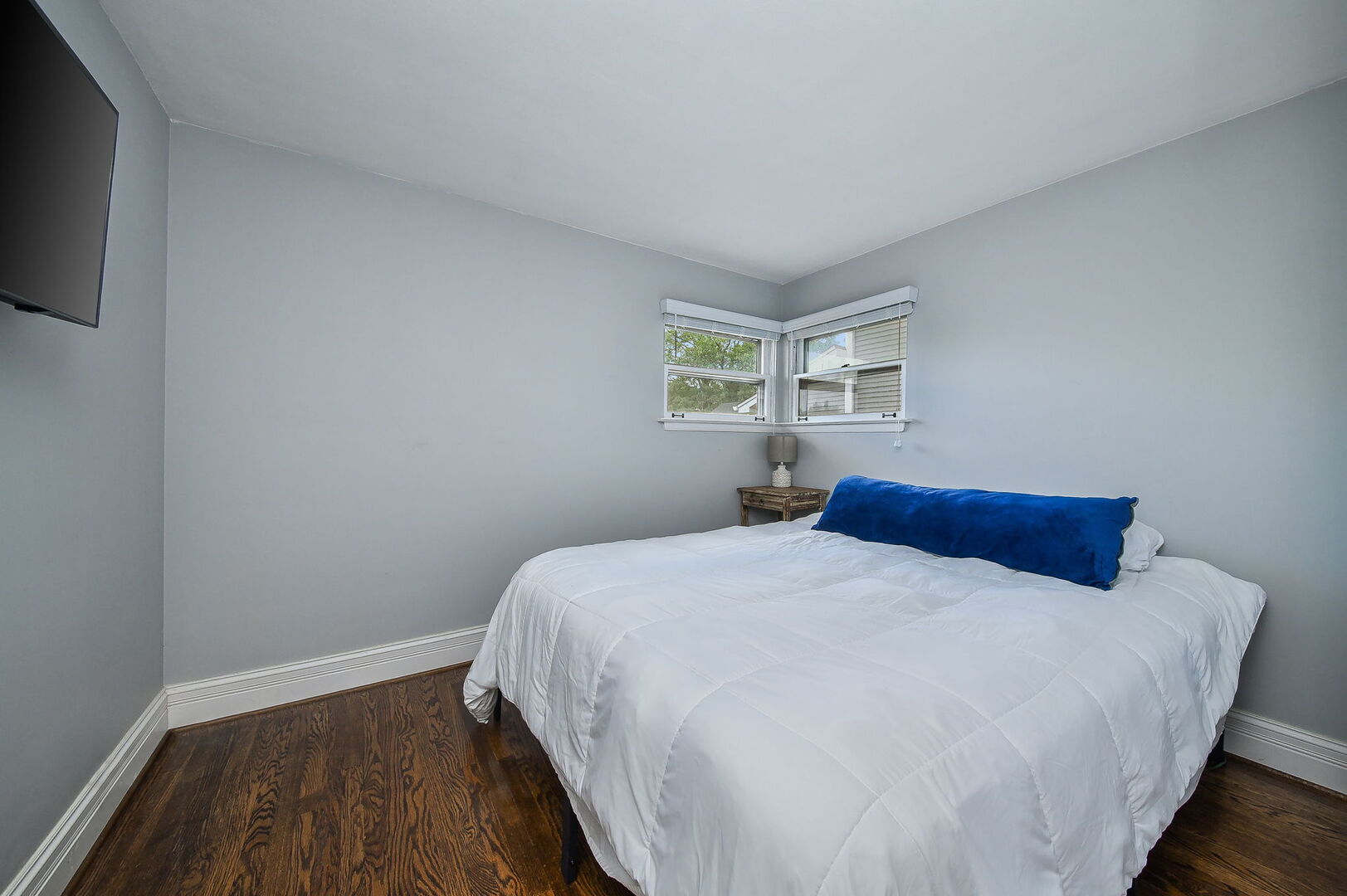 397 Taylor Avenue, Glen Ellyn, IL 60137