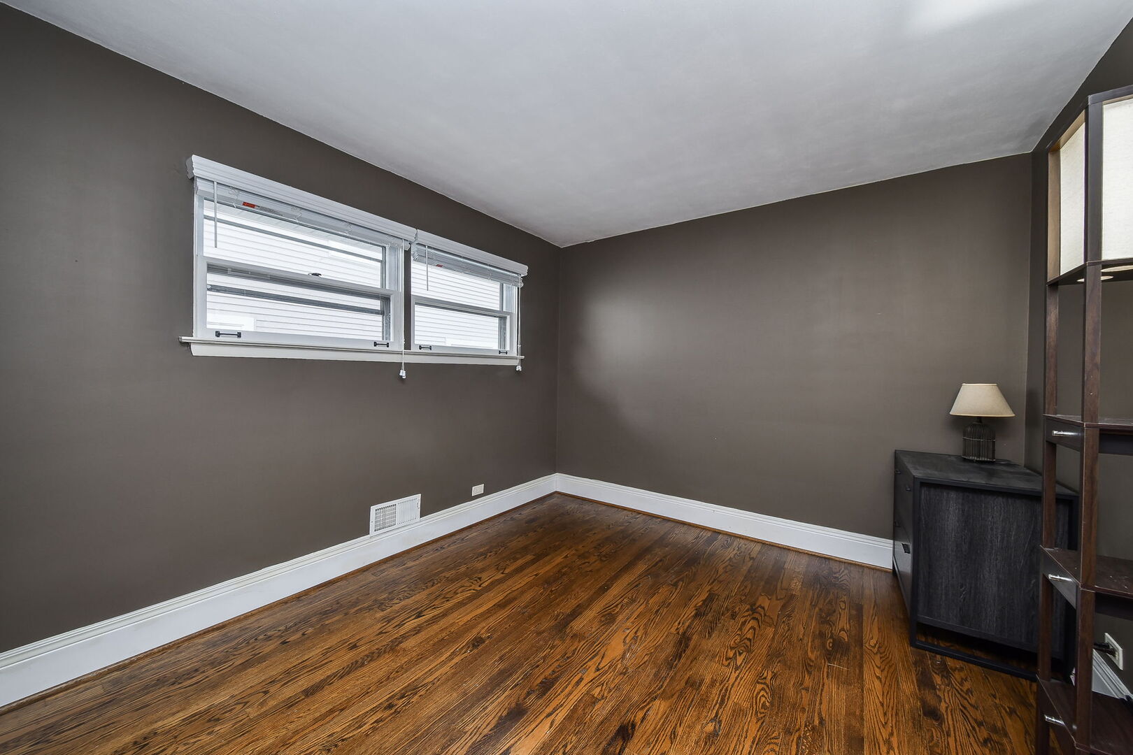 397 Taylor Avenue, Glen Ellyn, IL 60137