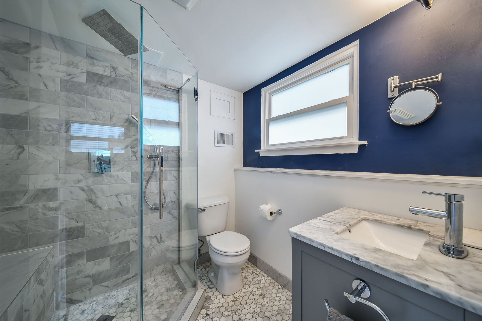 397 Taylor Avenue, Glen Ellyn, IL 60137