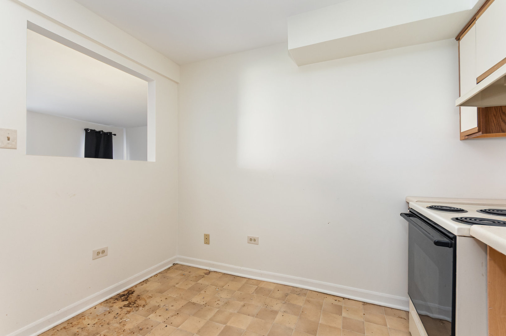 1240 S Lorraine Road #1D, Wheaton, IL 60189