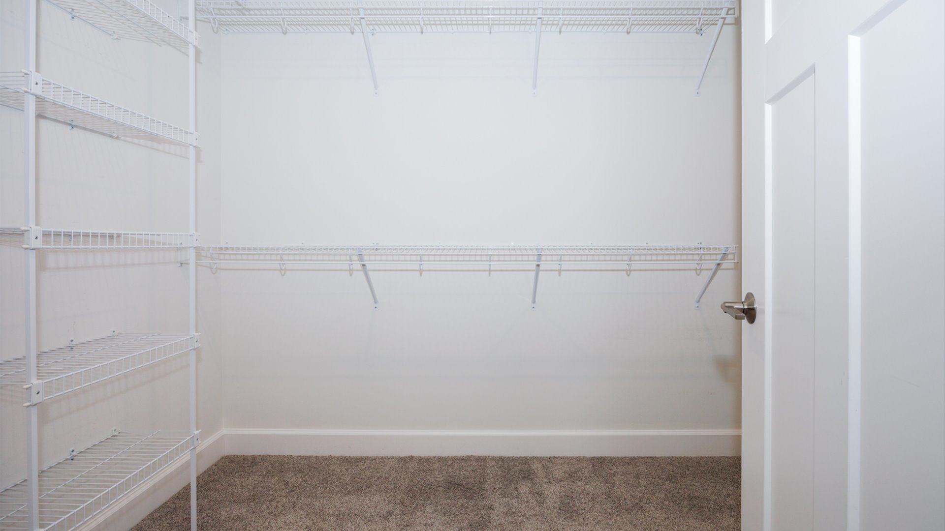 1104 Hershey Road, Normal, IL 61761