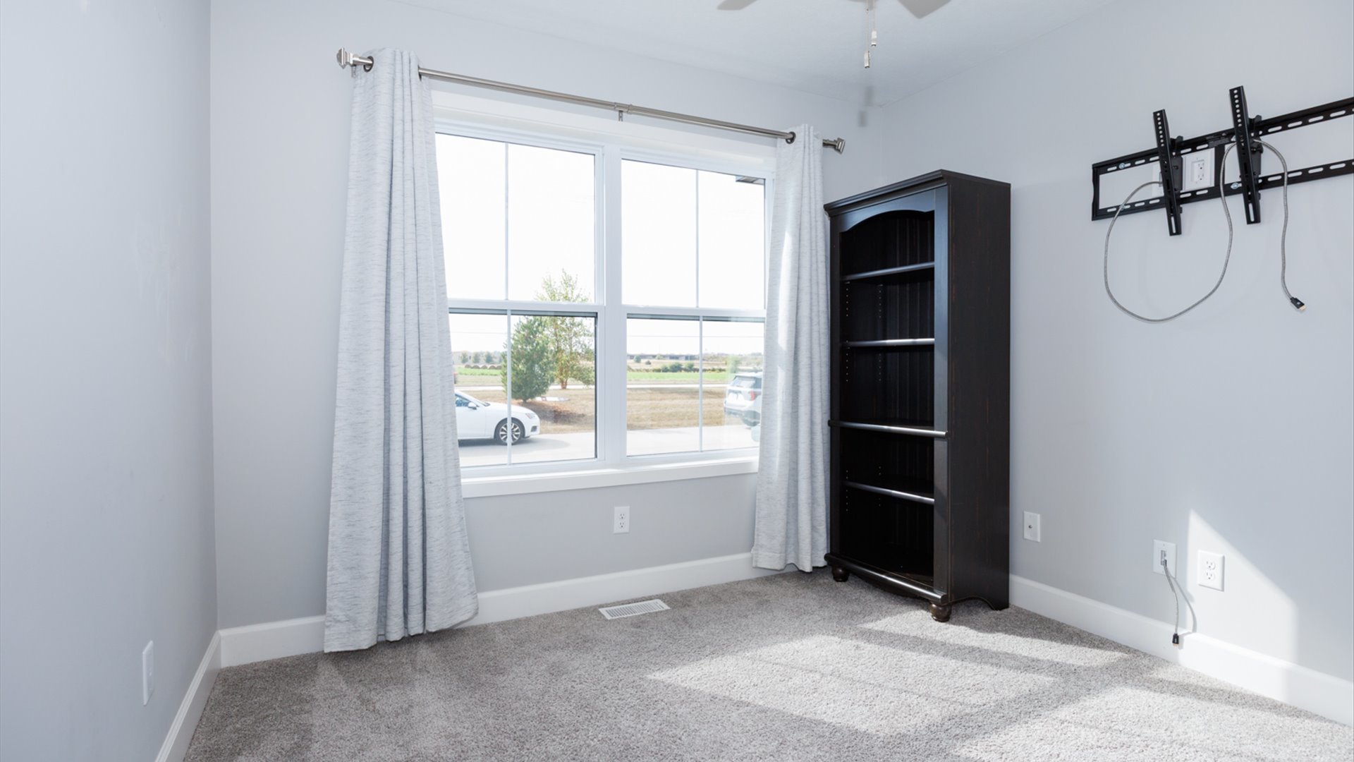 1104 Hershey Road, Normal, IL 61761