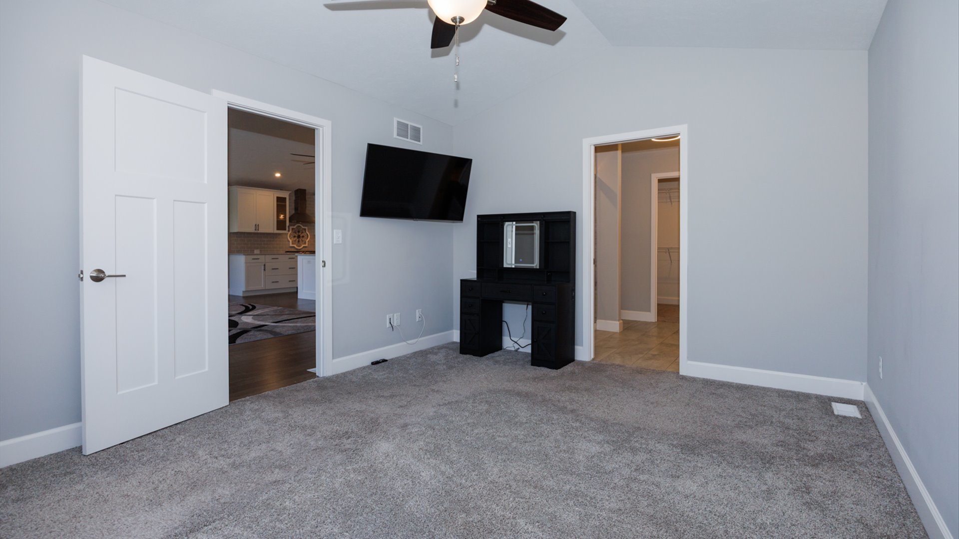 1104 Hershey Road, Normal, IL 61761