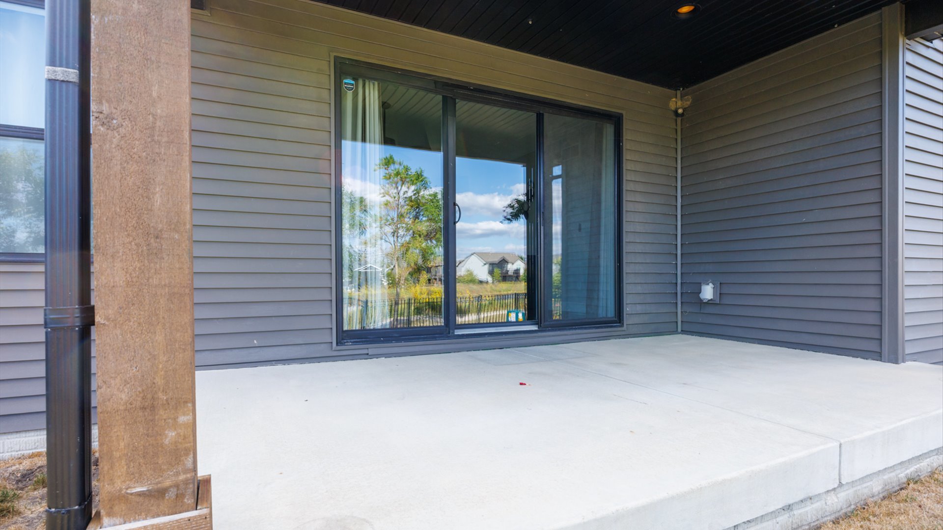 1104 Hershey Road, Normal, IL 61761