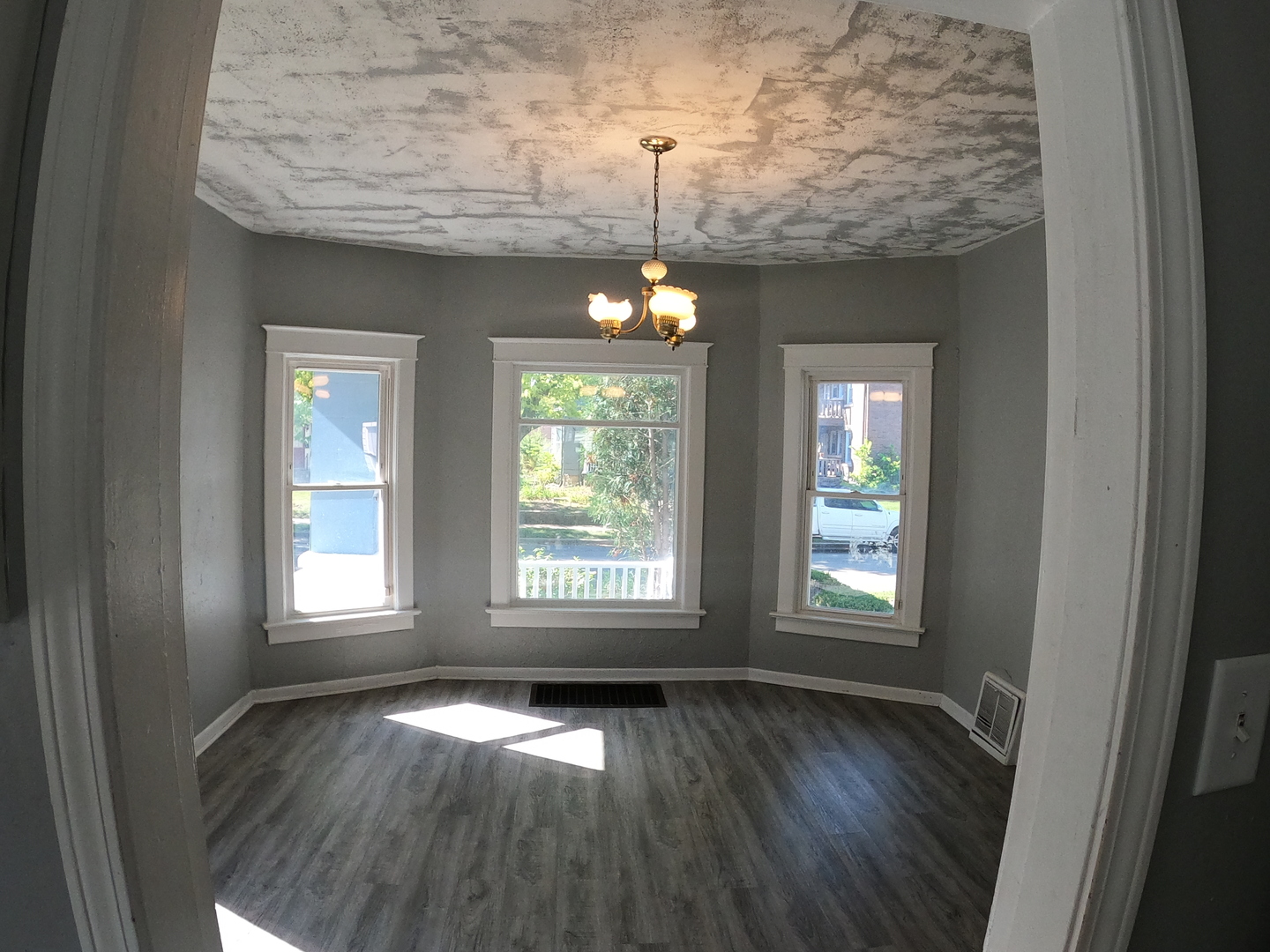 4 BLACKMAN Avenue, Joliet, IL 60436