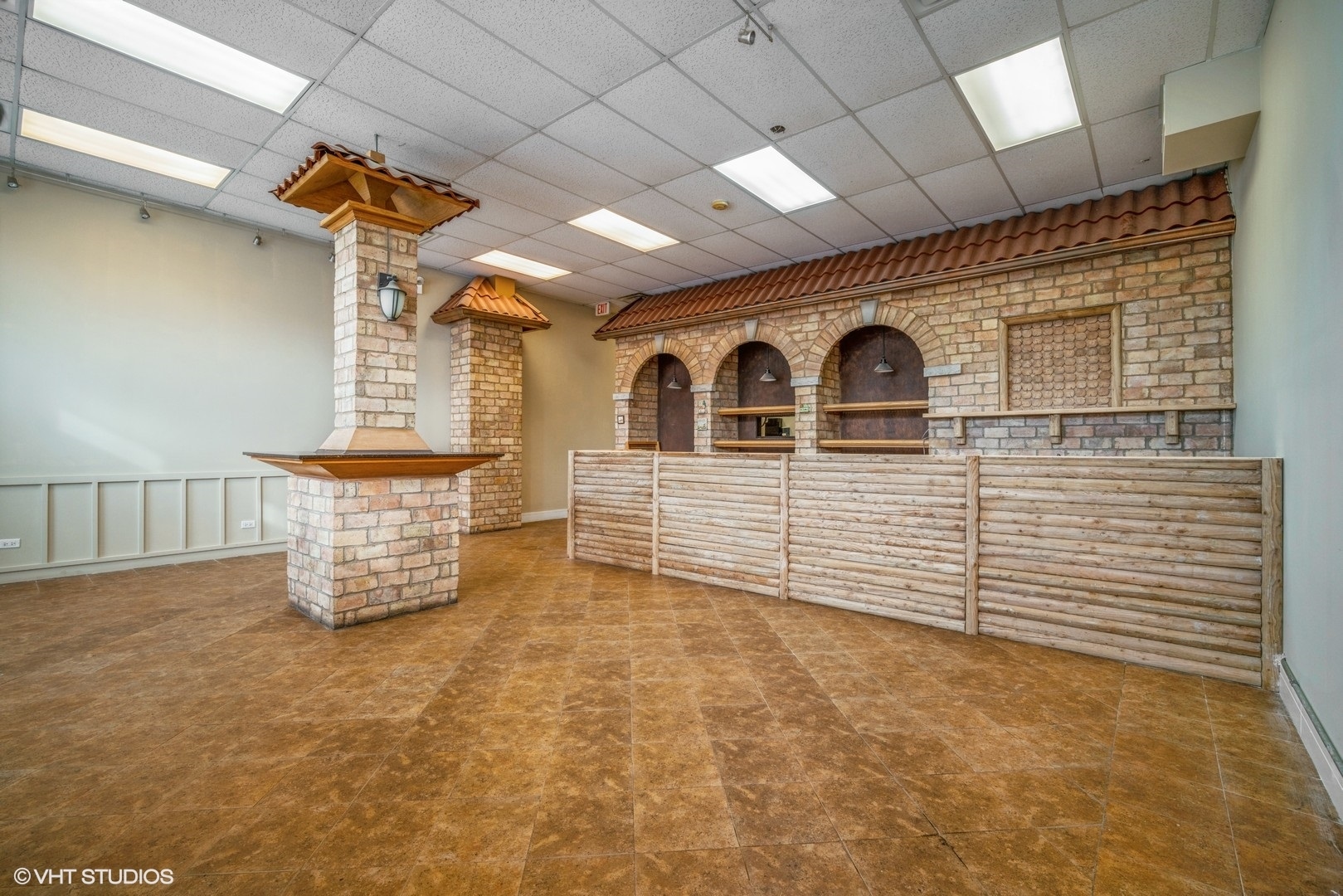 2954 W Irving Park Road, Chicago, IL 60618