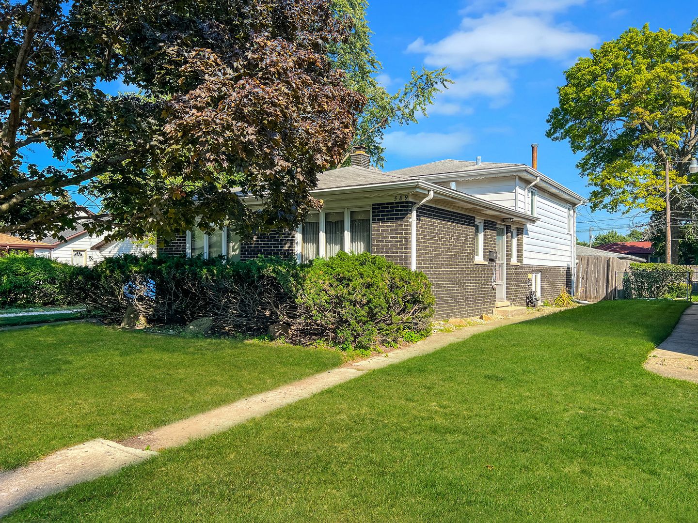 589 Superior Avenue, Calumet City, IL 60409