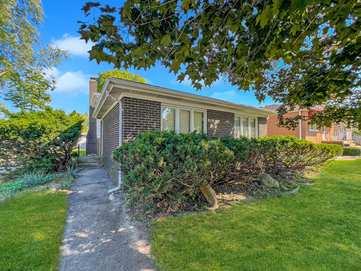 589 Superior Avenue, Calumet City, IL 60409