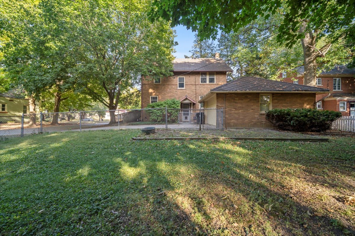 713 Normal Avenue, Normal, IL 61761