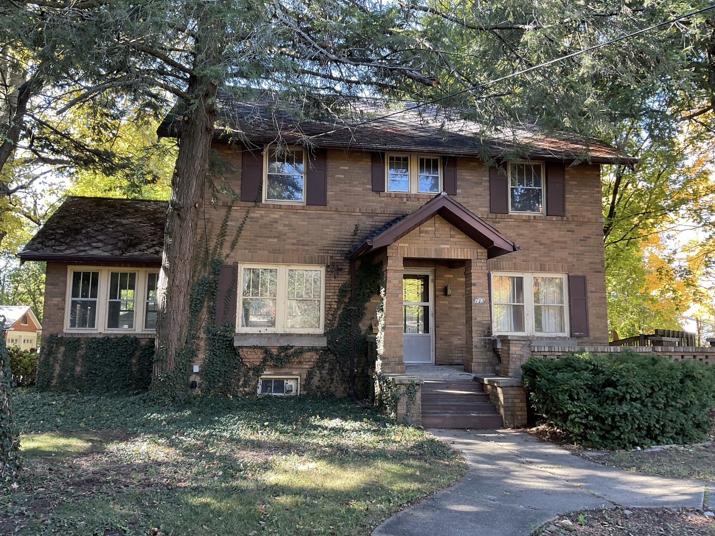 713 Normal Avenue, Normal, IL 61761