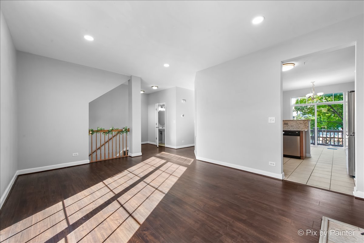 1128 Bartholdi Court #1128, Carol Stream, IL 60188