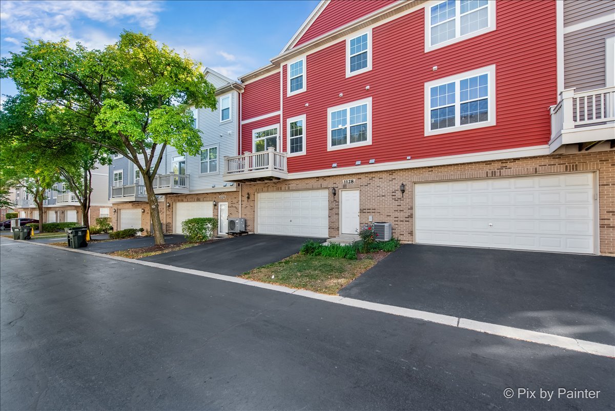 1128 Bartholdi Court #1128, Carol Stream, IL 60188