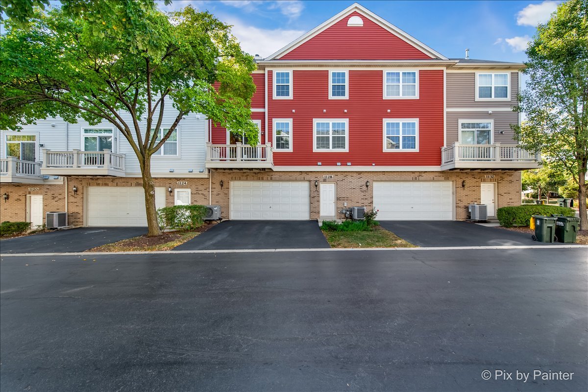 1128 Bartholdi Court #1128, Carol Stream, IL 60188