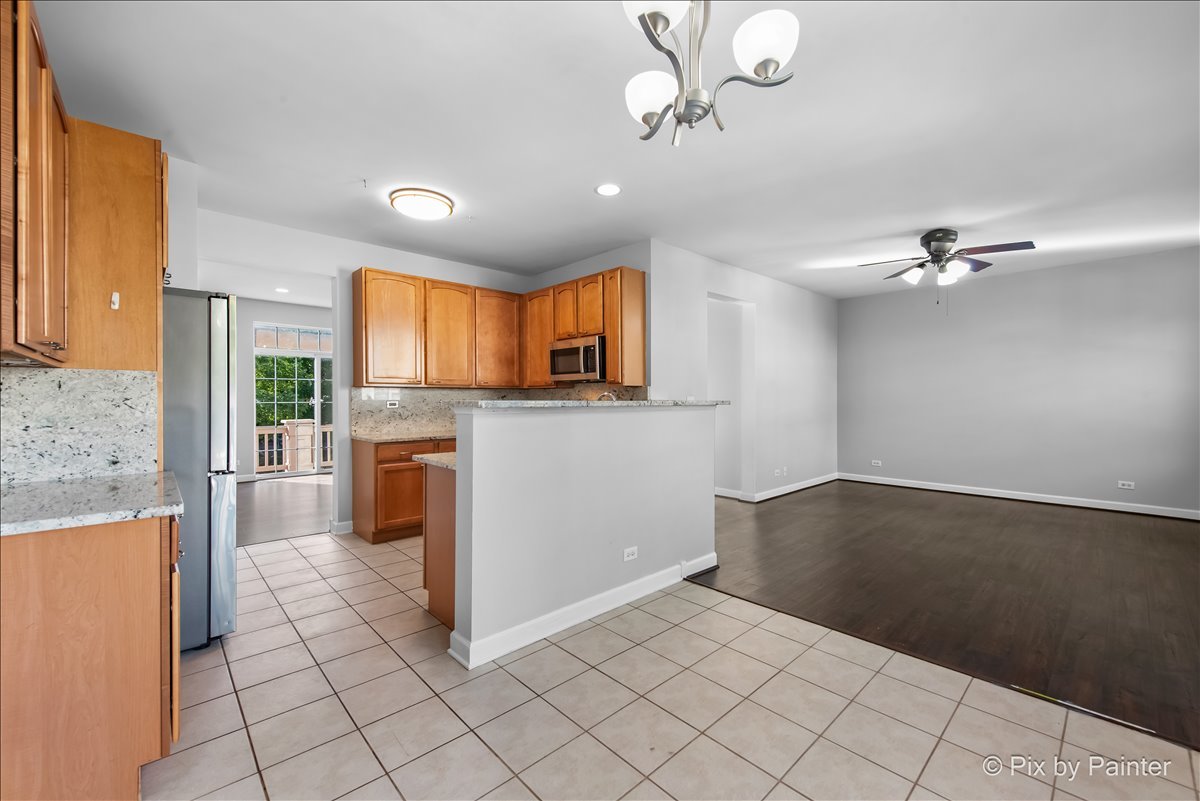 1128 Bartholdi Court #1128, Carol Stream, IL 60188