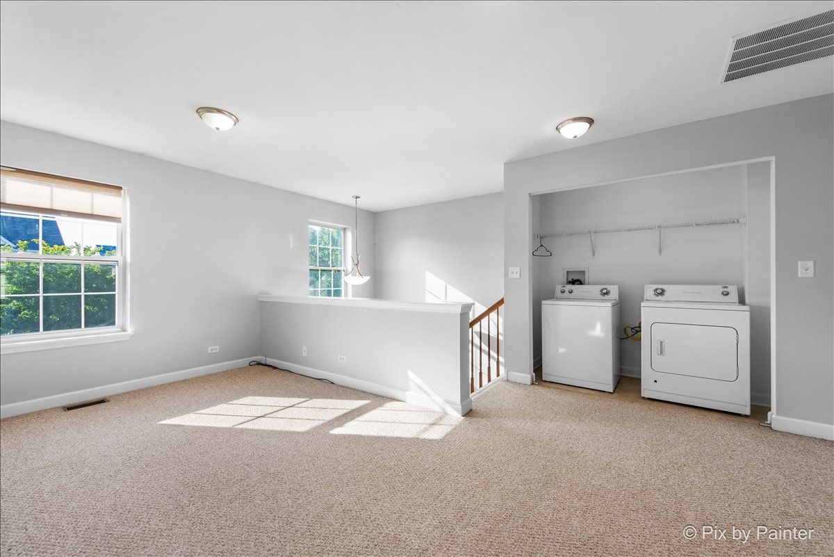 1128 Bartholdi Court #1128, Carol Stream, IL 60188
