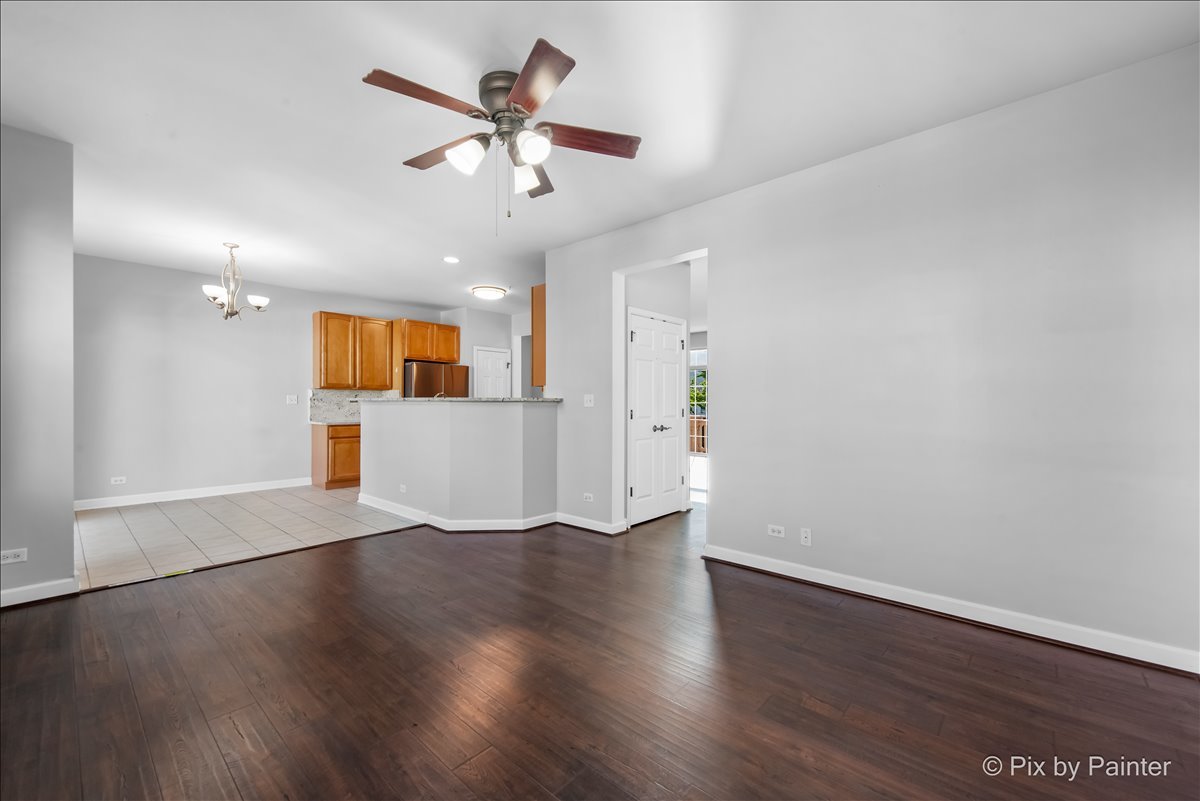 1128 Bartholdi Court #1128, Carol Stream, IL 60188