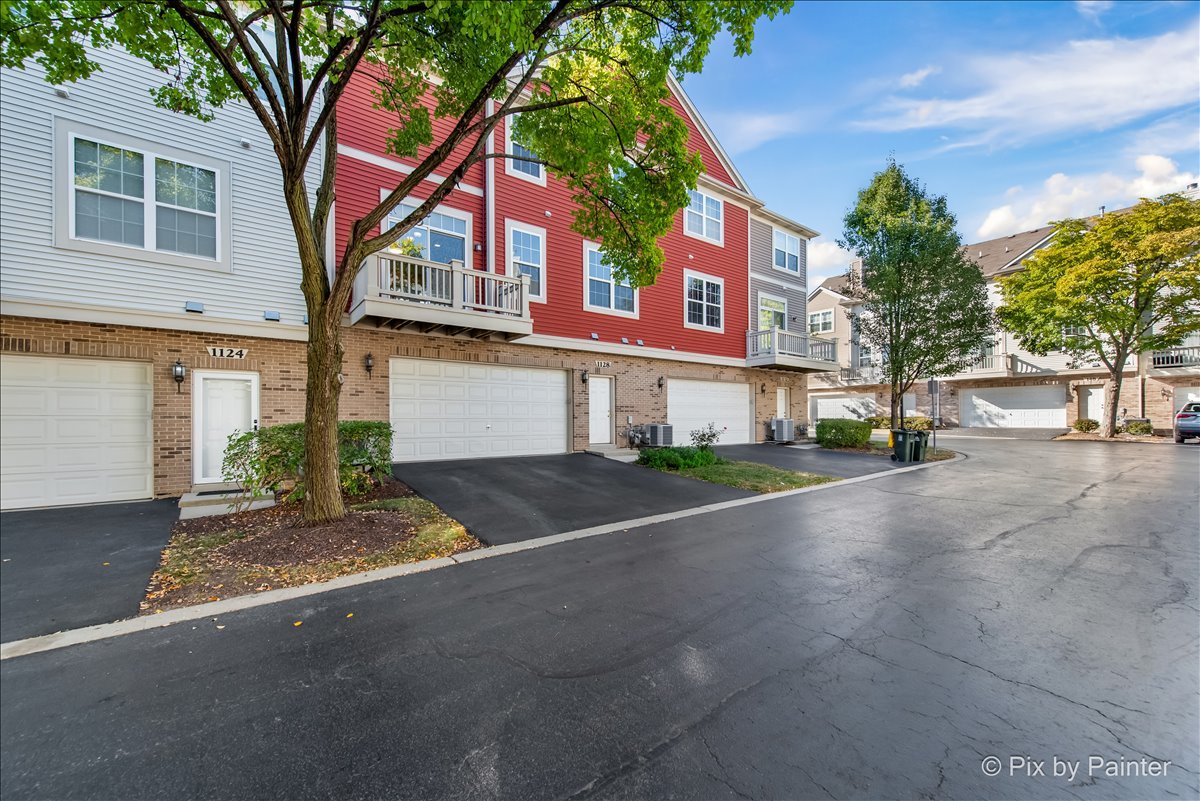 1128 Bartholdi Court #1128, Carol Stream, IL 60188