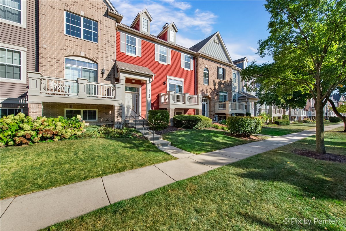 1128 Bartholdi Court #1128, Carol Stream, IL 60188