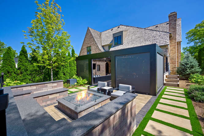 31 CONCORD Drive, Oak Brook, IL 60523