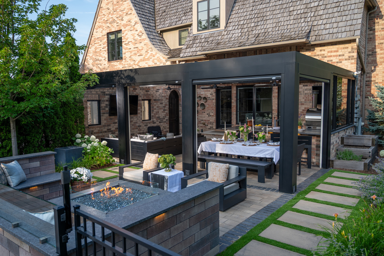 31 CONCORD Drive, Oak Brook, IL 60523