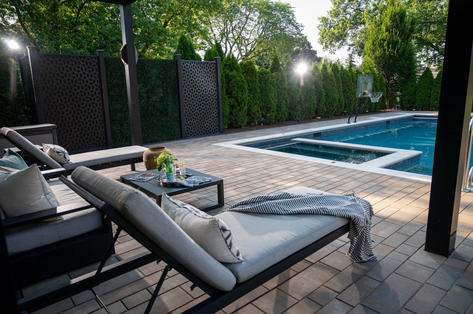 31 CONCORD Drive, Oak Brook, IL 60523