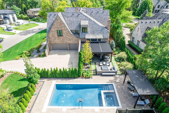 31 CONCORD Drive, Oak Brook, IL 60523