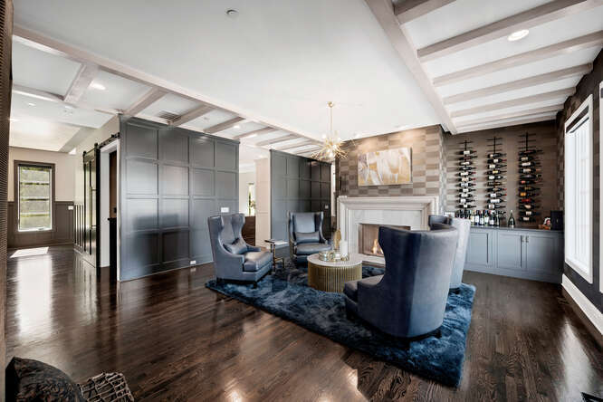 31 CONCORD Drive, Oak Brook, IL 60523