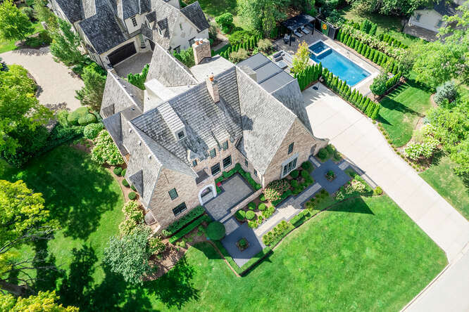 31 CONCORD Drive, Oak Brook, IL 60523