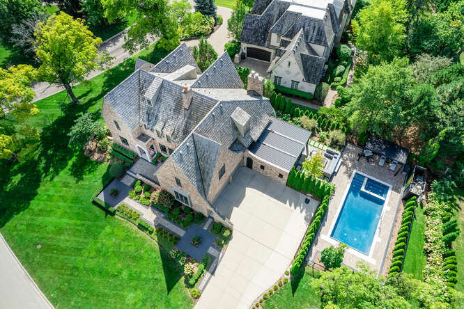 31 CONCORD Drive, Oak Brook, IL 60523