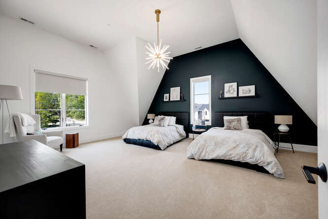 31 CONCORD Drive, Oak Brook, IL 60523