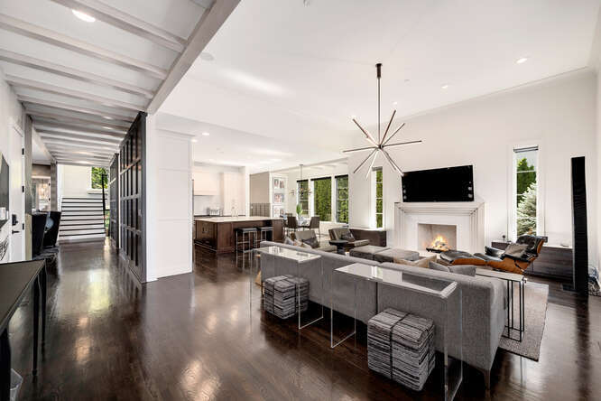 31 CONCORD Drive, Oak Brook, IL 60523