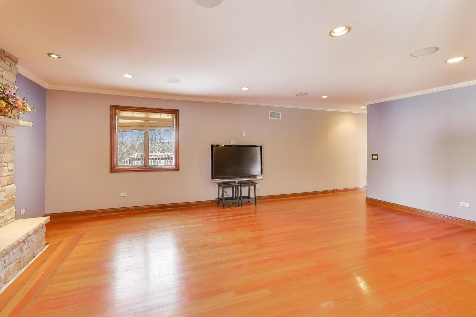 13844 Mettawa Lane, Mettawa, IL 60045