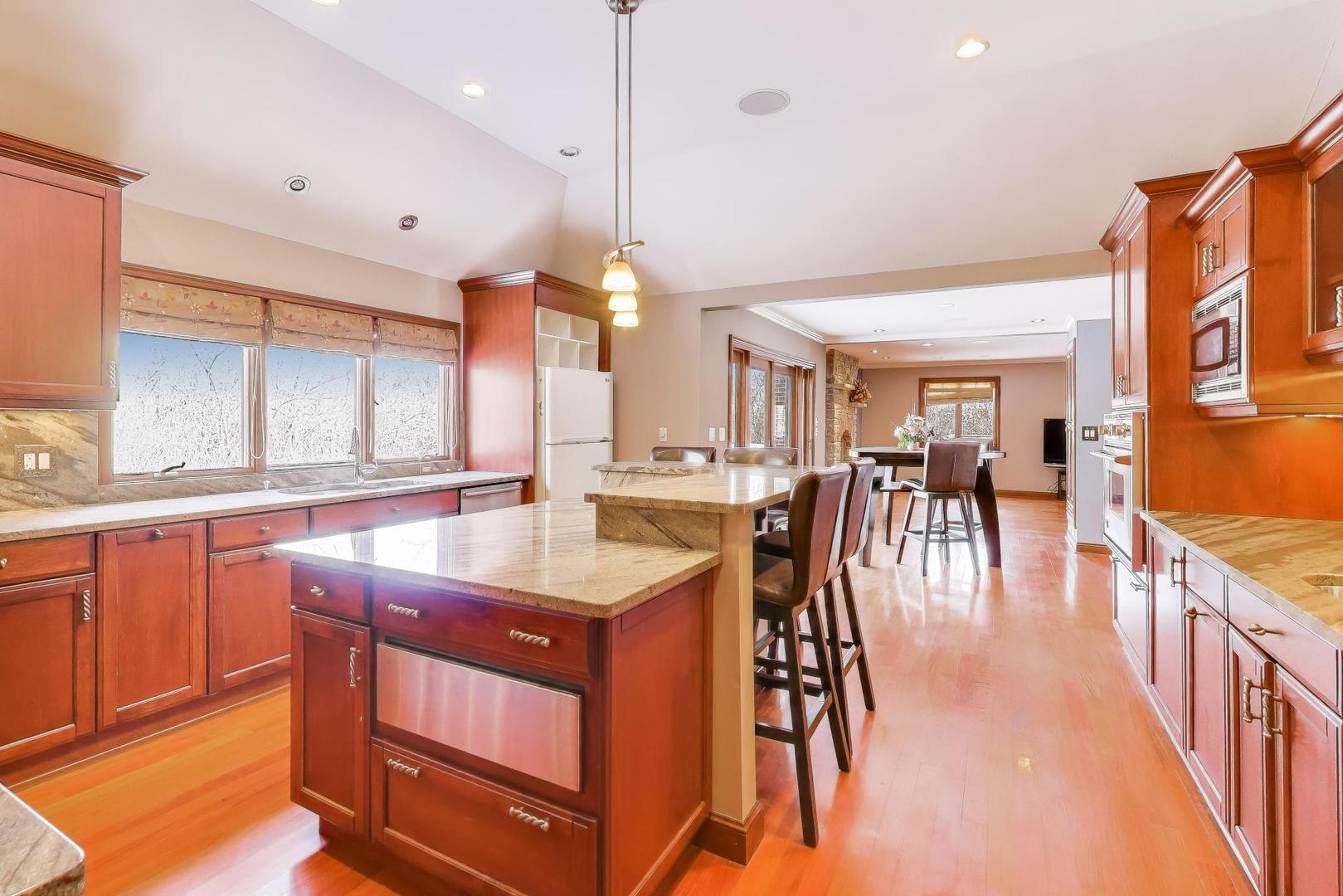 13844 Mettawa Lane, Mettawa, IL 60045