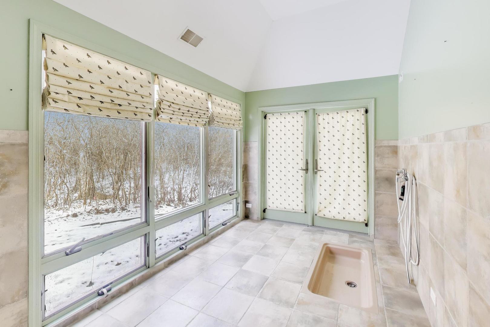 13844 Mettawa Lane, Mettawa, IL 60045