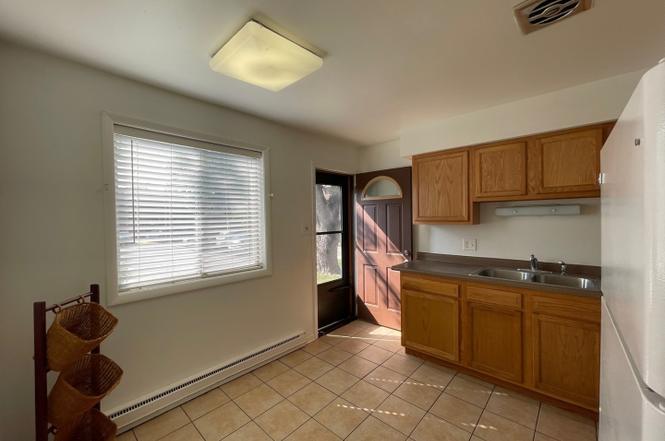 1S266 Dillon Lane, Villa Park, IL 60181