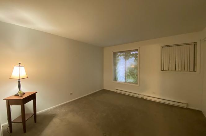 1S266 Dillon Lane, Villa Park, IL 60181