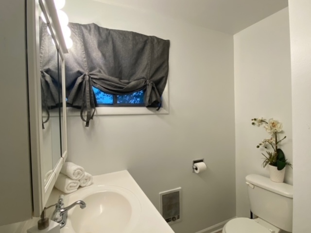 1S266 Dillon Lane, Villa Park, IL 60181