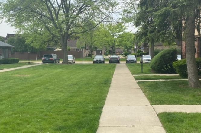 1S266 Dillon Lane, Villa Park, IL 60181