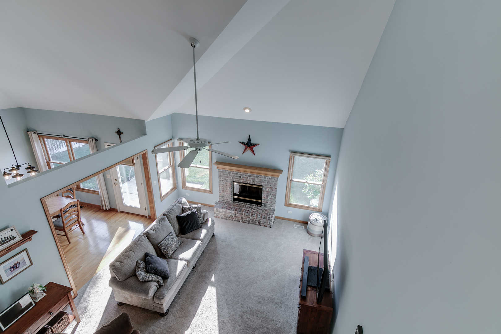855 Ayers Street, Bolingbrook, IL 60440