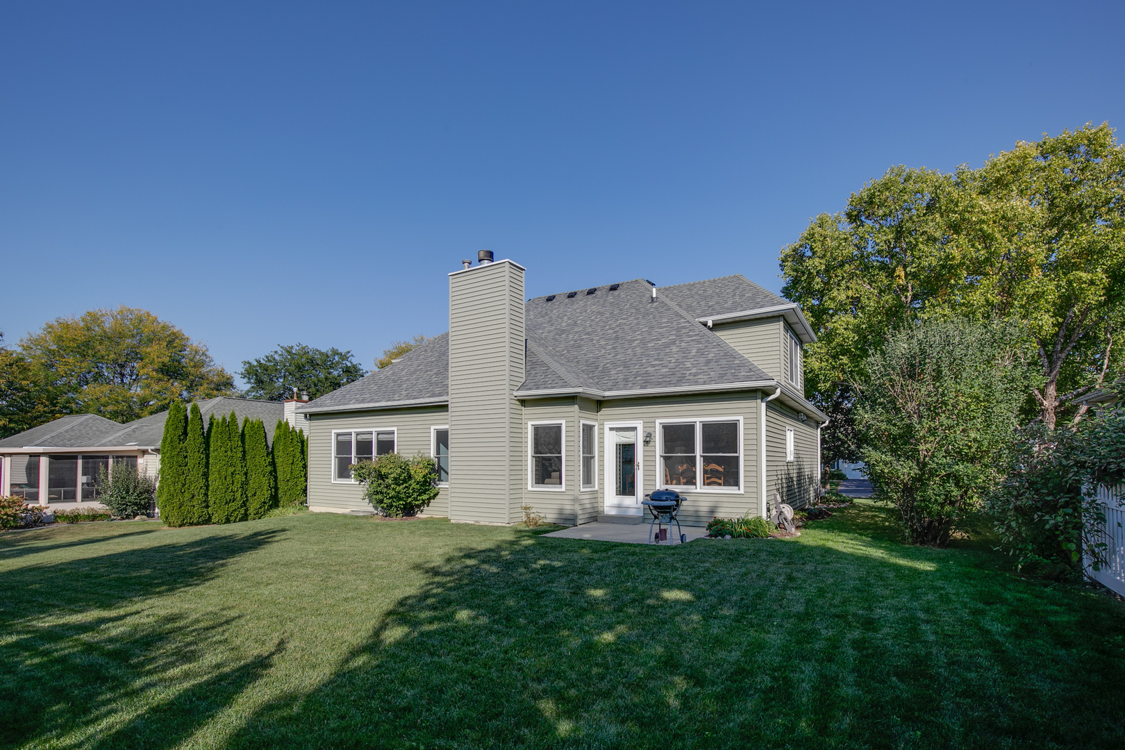 855 Ayers Street, Bolingbrook, IL 60440