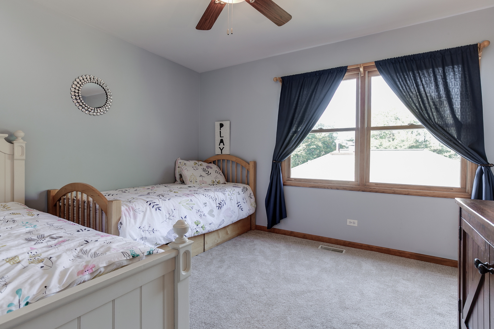 855 Ayers Street, Bolingbrook, IL 60440